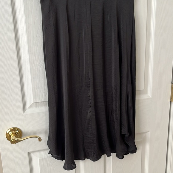 LOFT DRESS - Picture 4 of 5